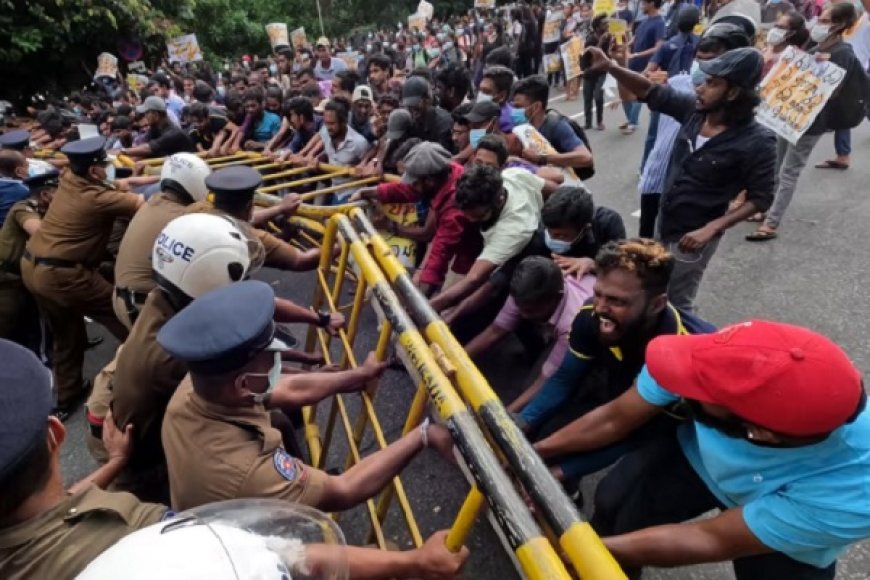 பல்கலைக்கழக மாணவர் பேரணி மீது நீர்த்தாரை - கண்ணீர் புகை பிரயோகம்!